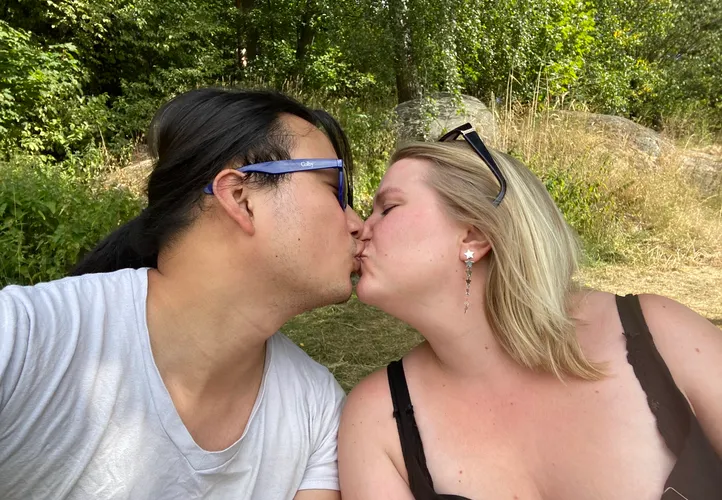 Elina Karjalainen & Peter Zhang
